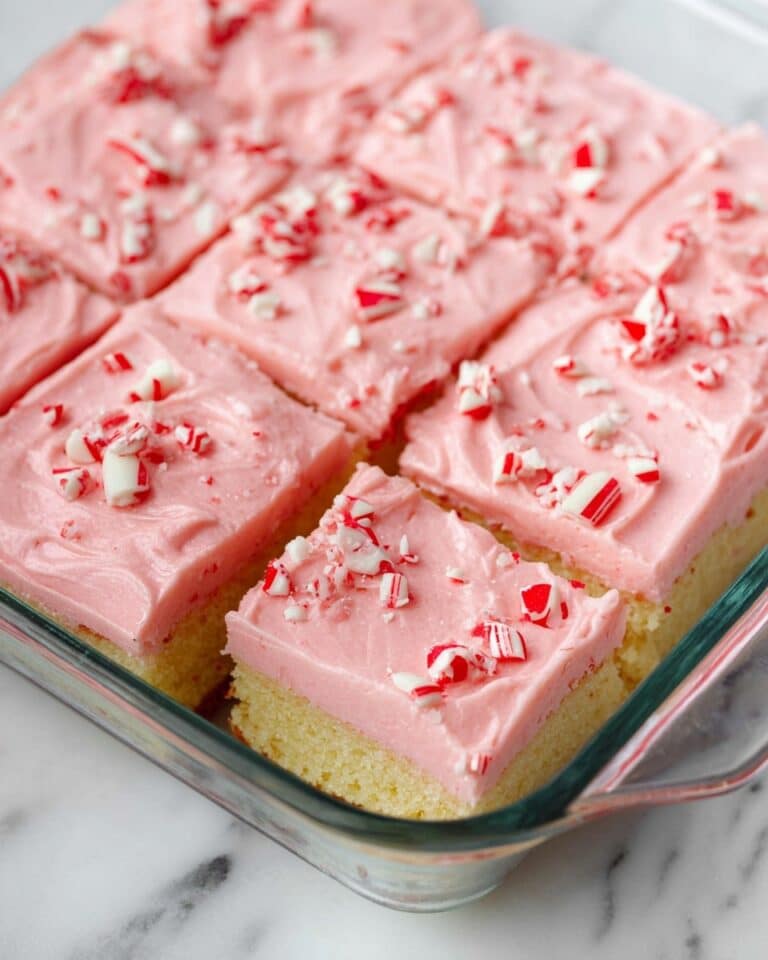 Peppermint Sugar Cookie Bars Recipe