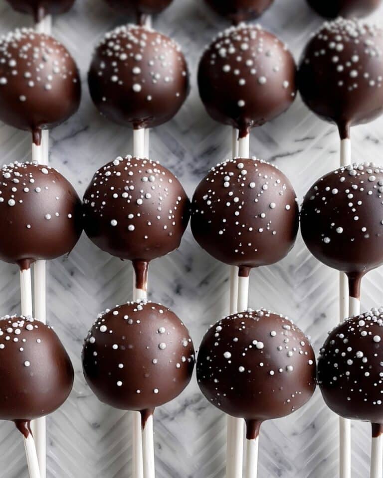 Starbucks Copycat Chocolate Cake Pops Recipe